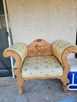 Free Yellow Chaise floral design