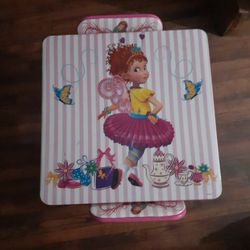 Fancy Nancy Kids Table
