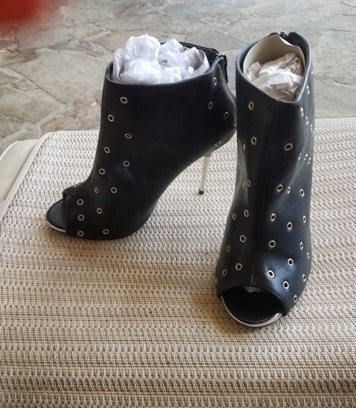 Ladies Booties