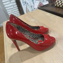 Jessica Simpson High Heels 👠 