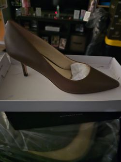 Nine west