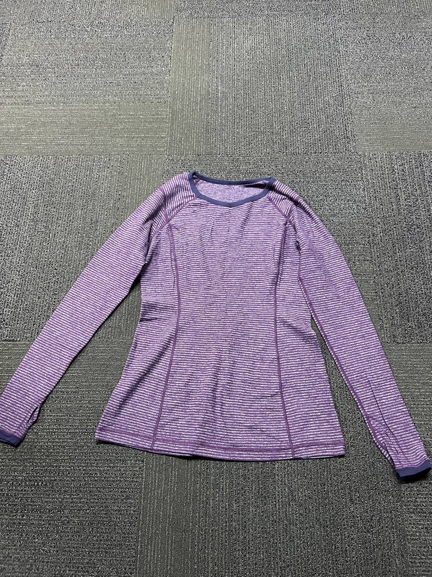 *Lululemon Top