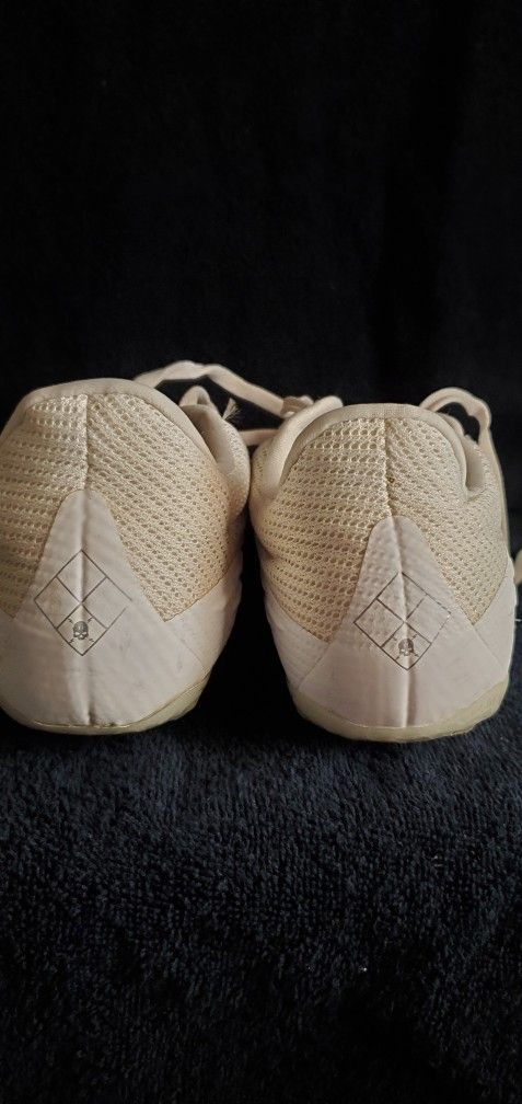 Under Armour Used Football Cleats Sizes 9 Sports & Outdoors