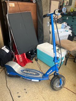 Electric scooter razor e300 with charger