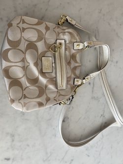 Coach Penny Shoulder Bag !! for Sale in Los Angeles, CA - OfferUp