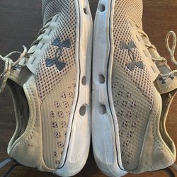 Under Armour Kilchis Mens size 10 Shoes Beige   Casual 