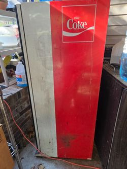 cavalier vintage coke machine