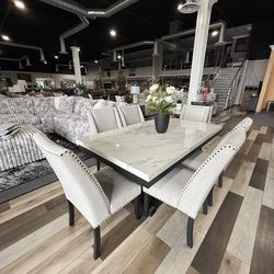 7 PC DINING TABLE SET