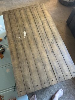 Living Spaces Coffee Table And 2 Side Tables