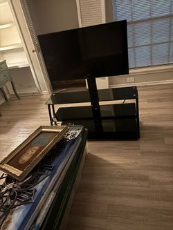 39 inch tv. Never really used