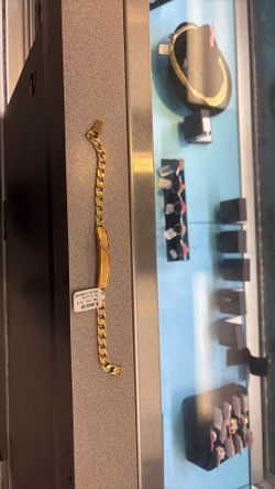 Men’s 18 karat yellow gold ID bracelet