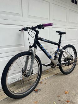 TREK FUEL 90 Dual Suspension