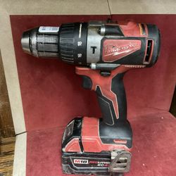 Milwaukee Hammer Drill 