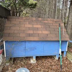 Chicken Coop With Cage