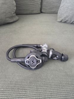 Scubapro S600 with MK25 1st stage. YOKE