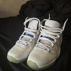 Jordan 11 Columbia Blue Legend Blue Size 8.5