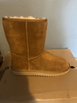 Botas Size 10 KOLABURRA BY UGG