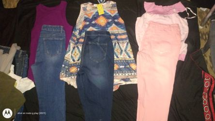 Medium 7/9 Women All 10$ 