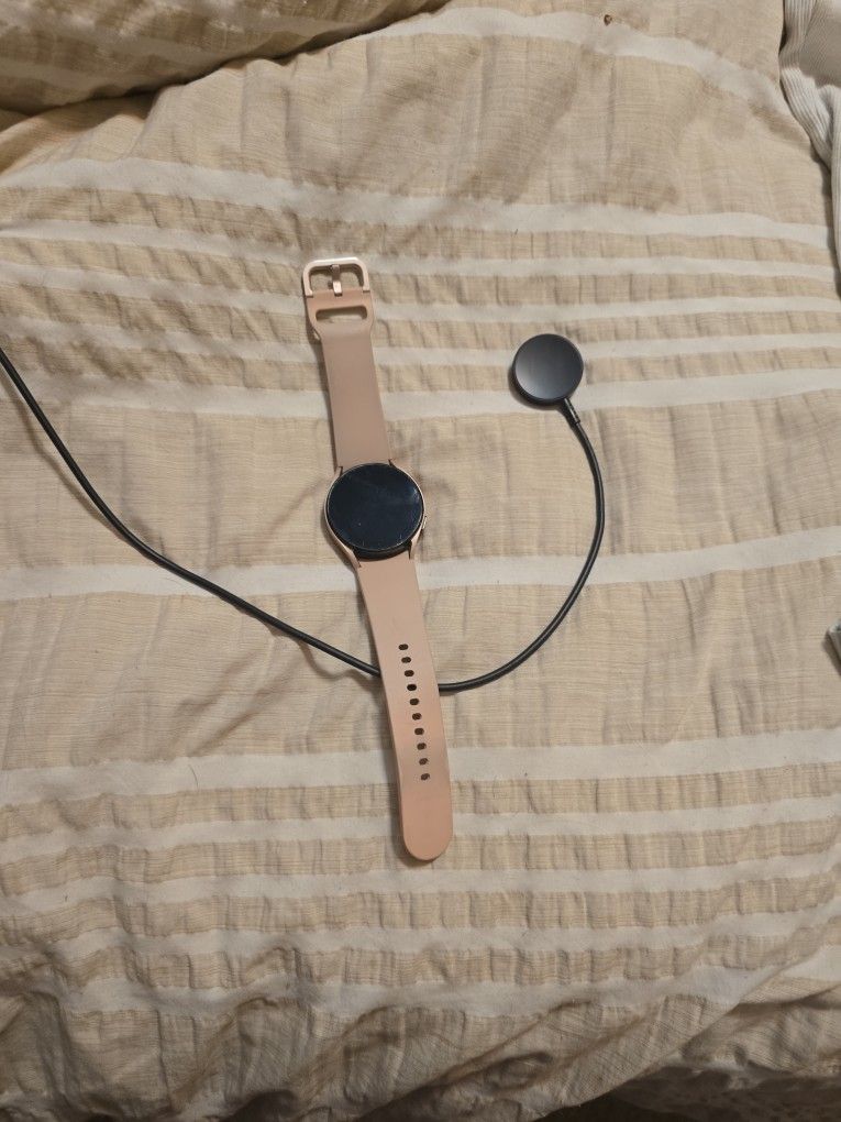 Samsung Watch 4