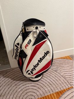 Taylor Made golf bag
