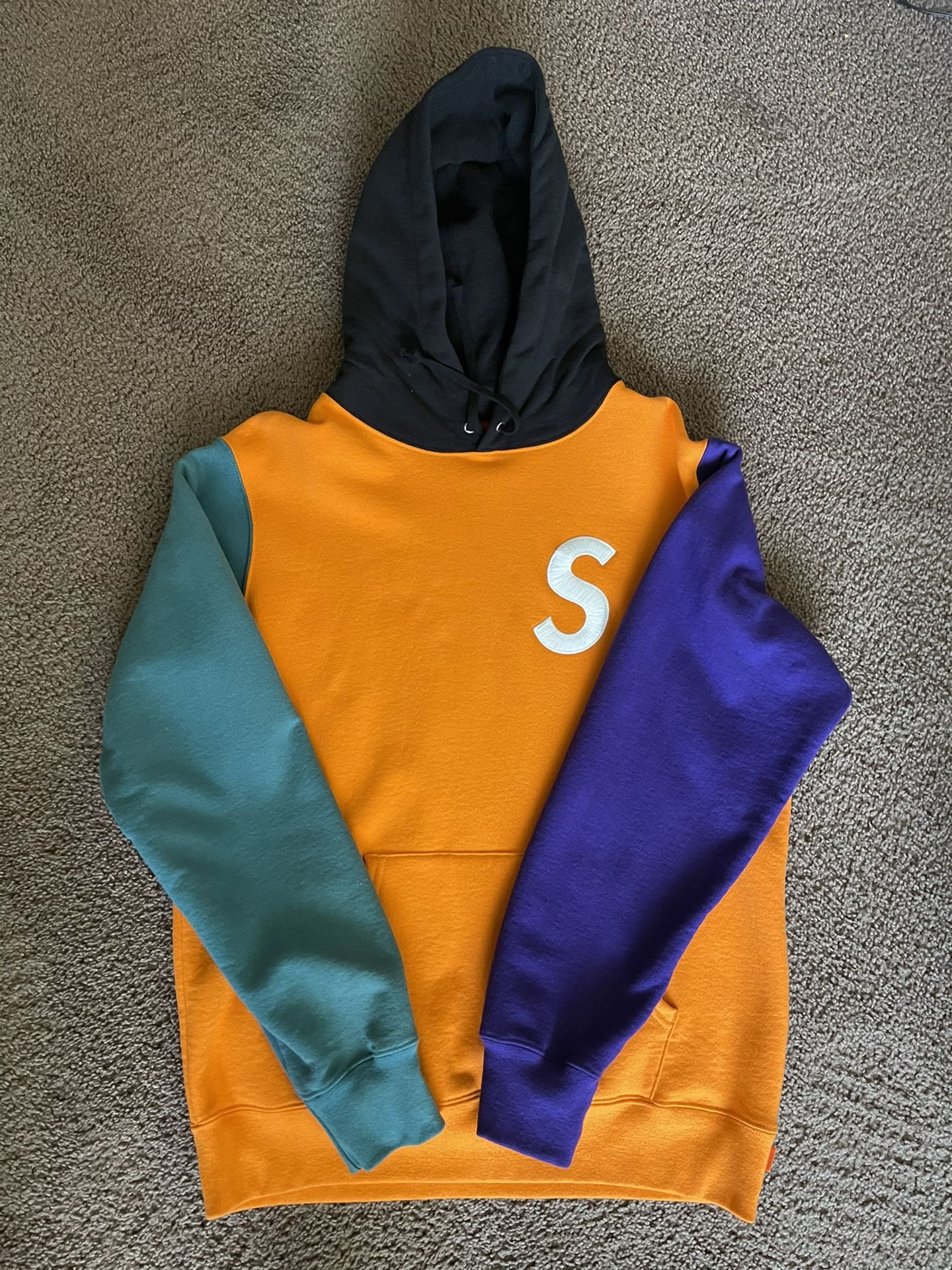Supreme Hoodie size m .