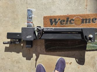 Rig'd Supply RambleSwing Pro swing out hitch