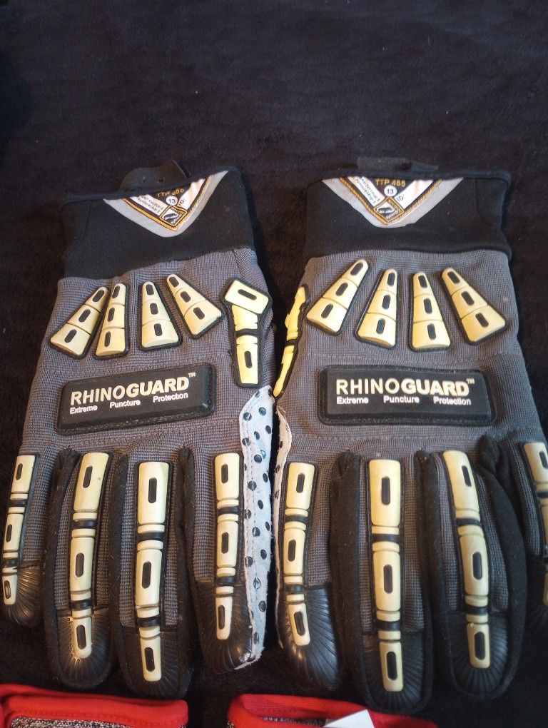 Rhino Hi Impact And Cut Resistant Size 12....$25 Southwest Detroit