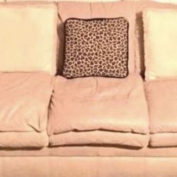 One Couch Piece 