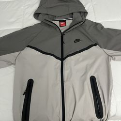 Full Nike Tech Windbreaker
