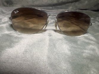 Ray-Ban Aviator Sunglasses
