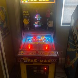 VERY RARE / BABY PAC MAN / PINBALL MACHINE. Recently serviced with led lights and new rubber. Plays great with no issues. 