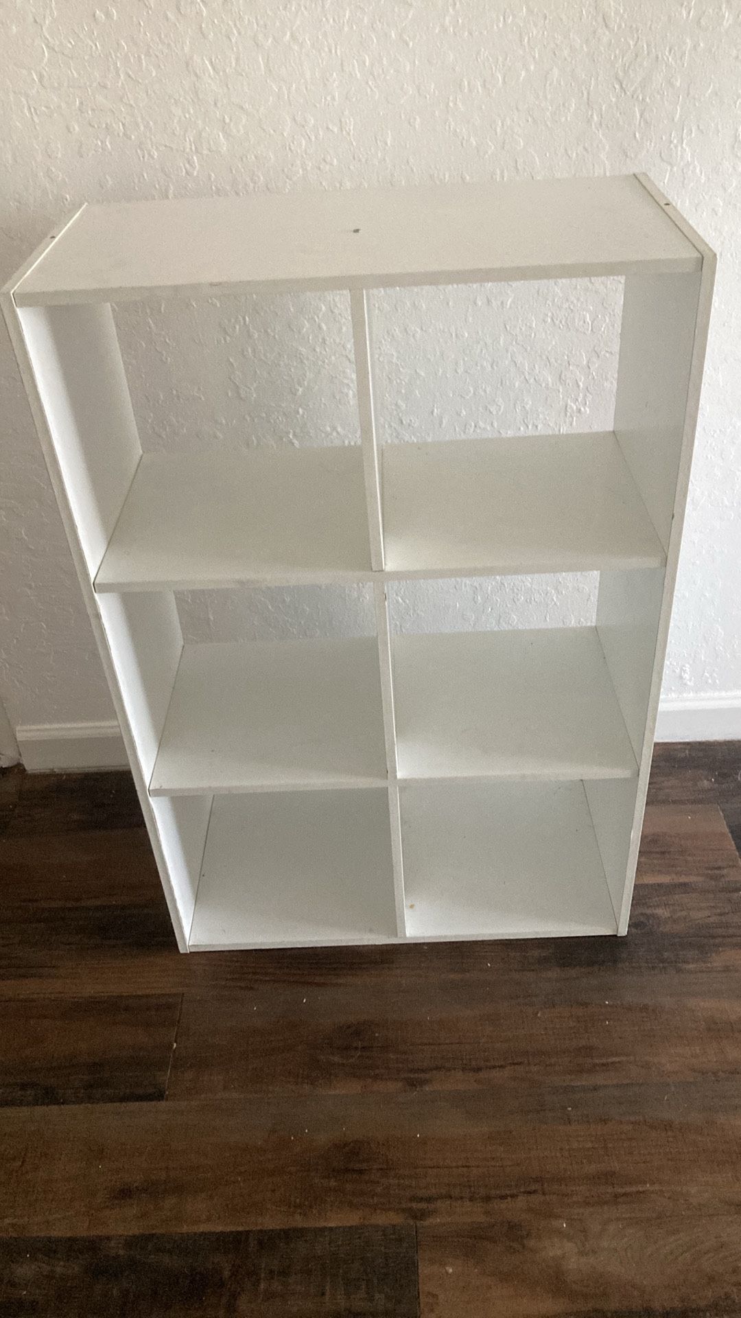 White Storage/dresser CLEAN/sturdy