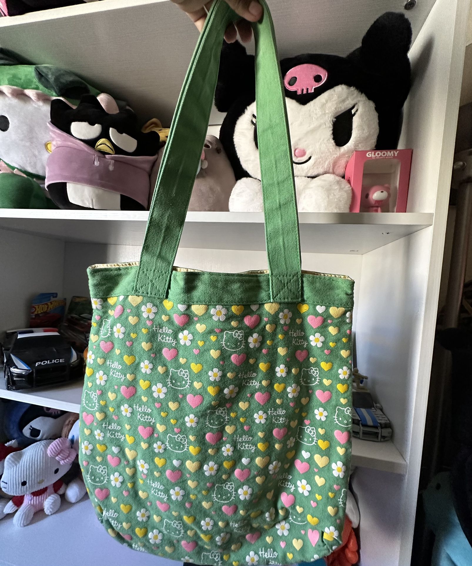 NWT LOUNGEFLY HELLO KITTY EMBOSSED MINT TOTE BAG PURSE for Sale in Chula  Vista, CA - OfferUp