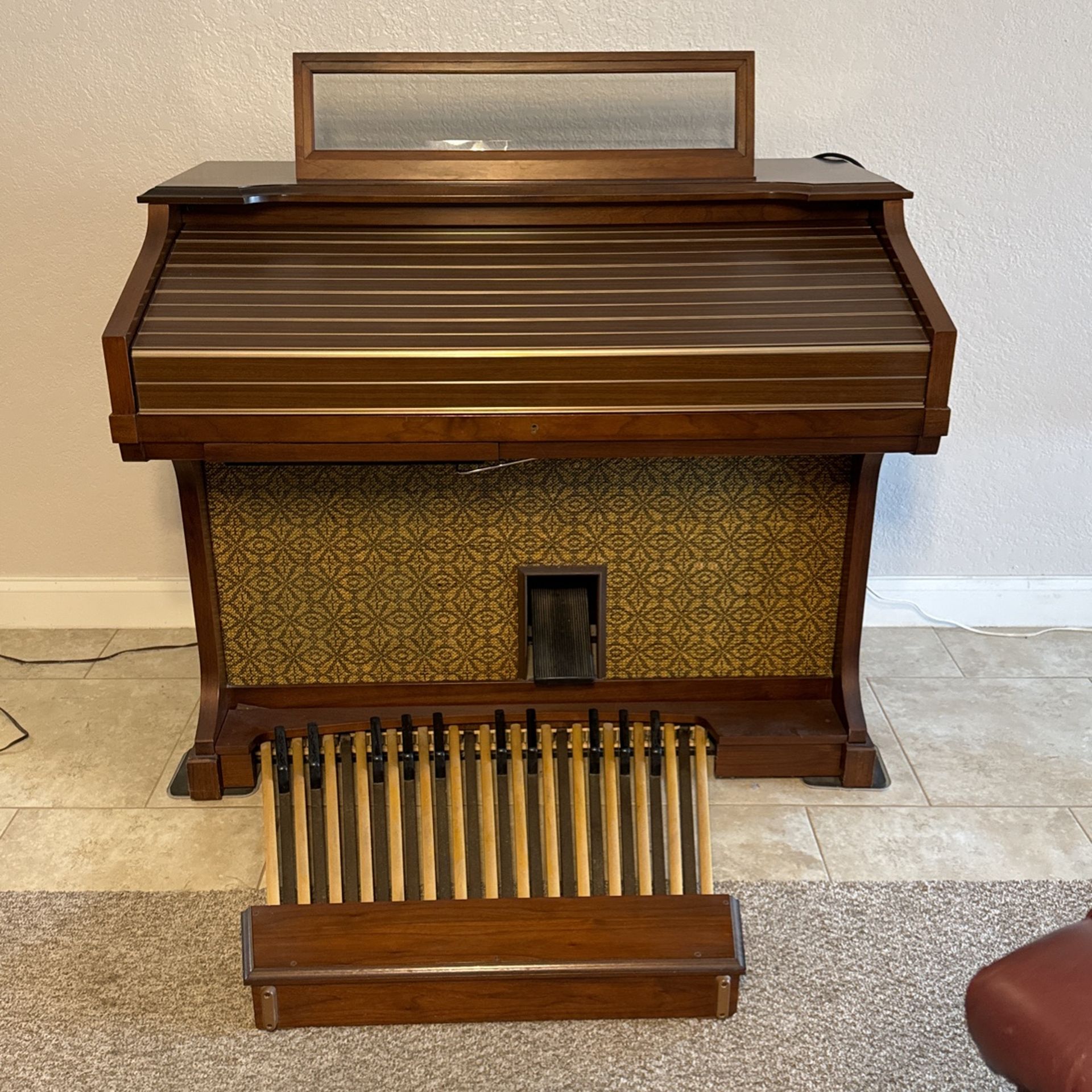 Yamaha Electone E-70U