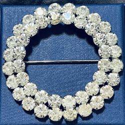 Vintage Estate Clear Crystal Rhinestone Wreath Brooch/pin - 3”