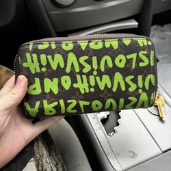 Louis Vuitton Wallet