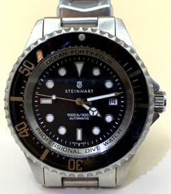 Steinhart 300m  Professional Dive Watch, Great Condition!