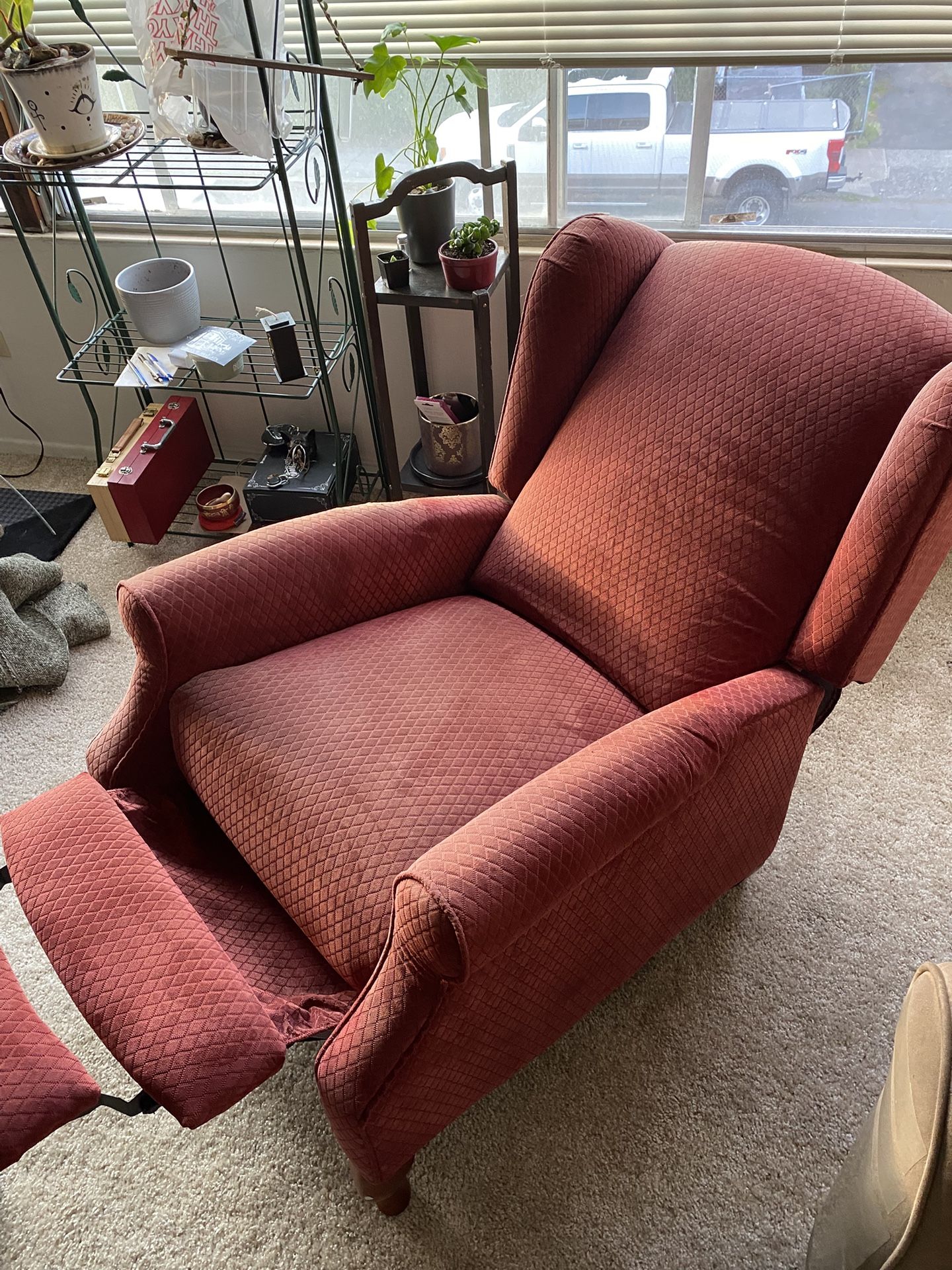 We Recliner Chair