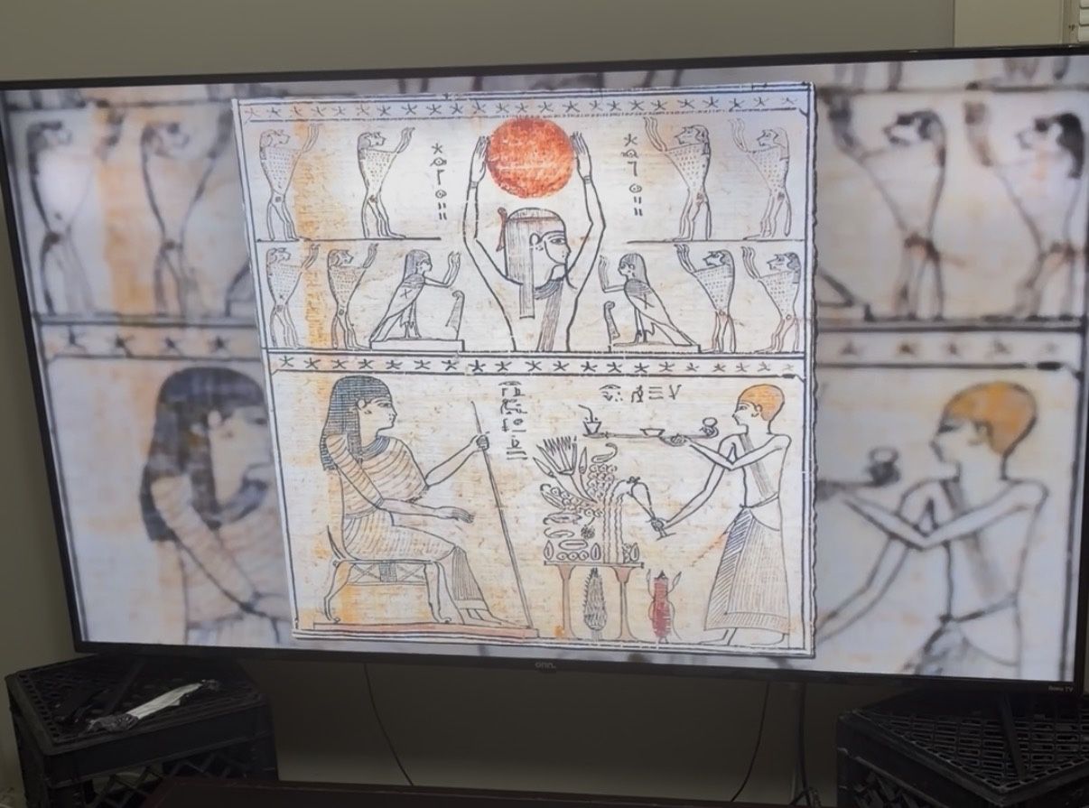 65” Smart Roku Tv $260