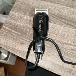 Walh Senior Clipper And Guides 