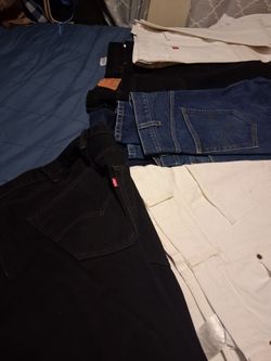 Lot of Levi's Jeans and Pants