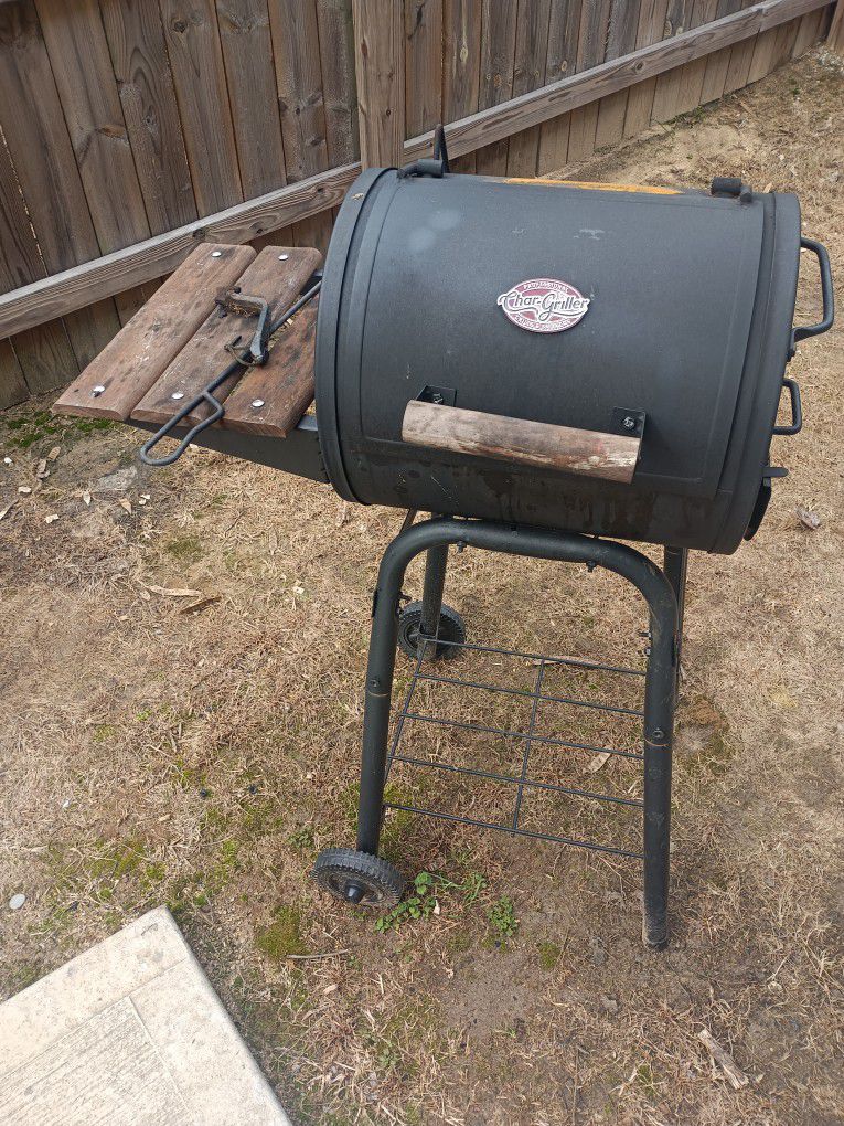 charcoal BBQ grill Kroger brand