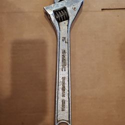 Smiec 15 In Adjustable Wrench
