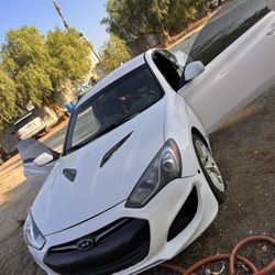 Hyundai Genesis Coupe 2013 2.0t