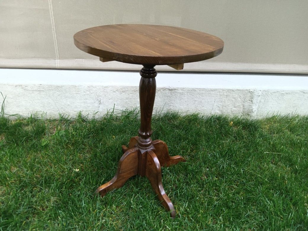 Wooden Coffee Side End Table 17.75" diameter 23" tall