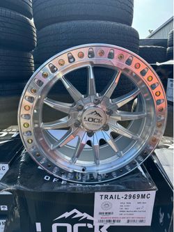 20x9 trail lock off road machine with clear coat 6x139.7 1 offset