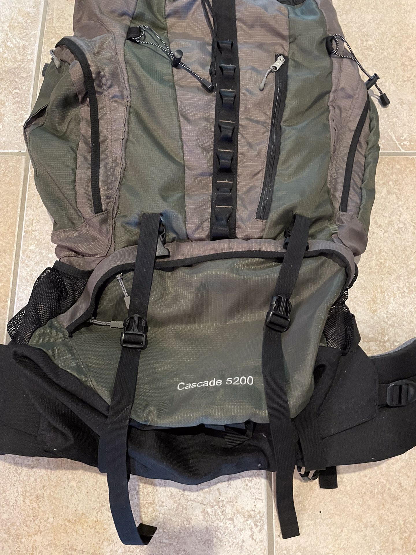 Alps - Cascade 5200 Mountaineering Backpack