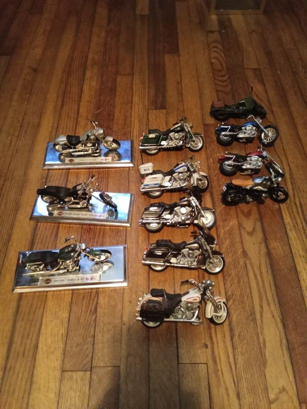Vintage Collectible Harley-Davidson Motorcycles