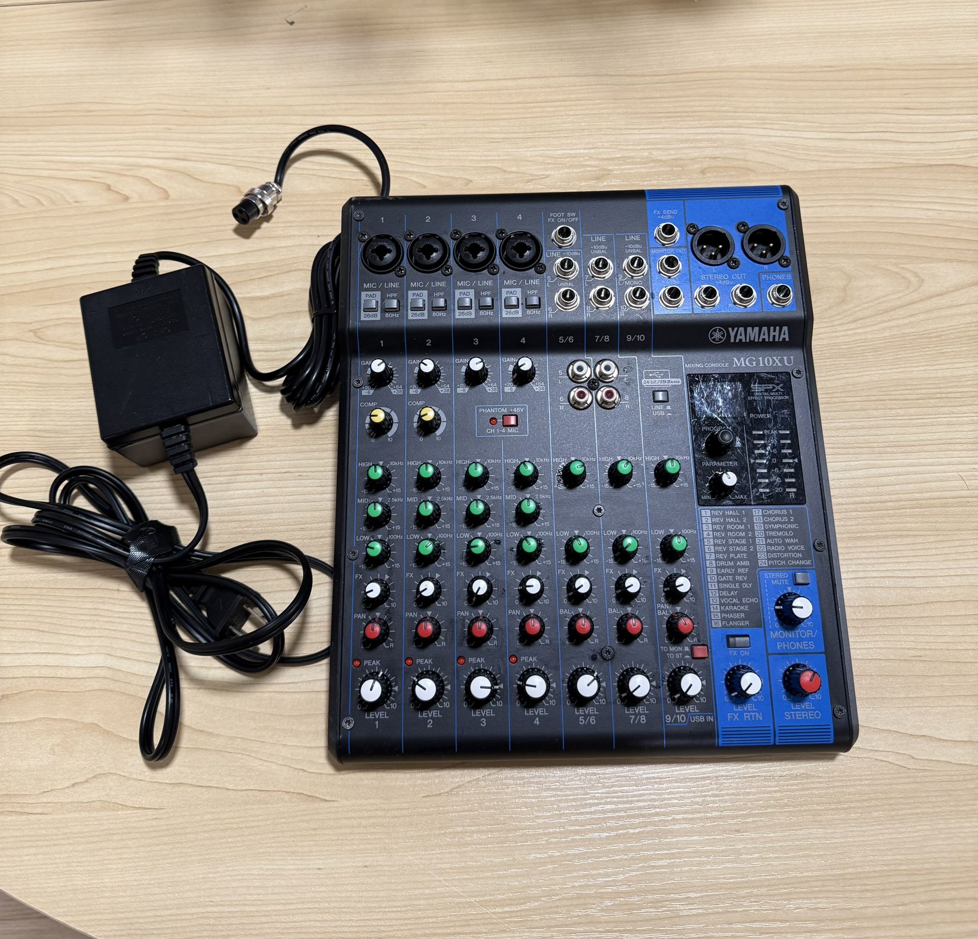 Yamaha MG10XU 10-Channel Mixer w/Effects