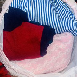 Full bag of Ladies Clothes